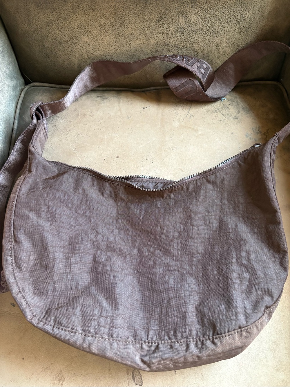 BAGGU Coffee Medium Crescent